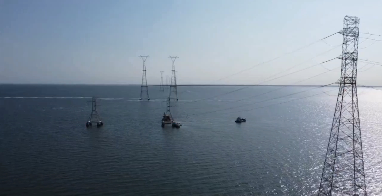 Ils ont supervisé les travaux de maintenance du système électrique de Zulia