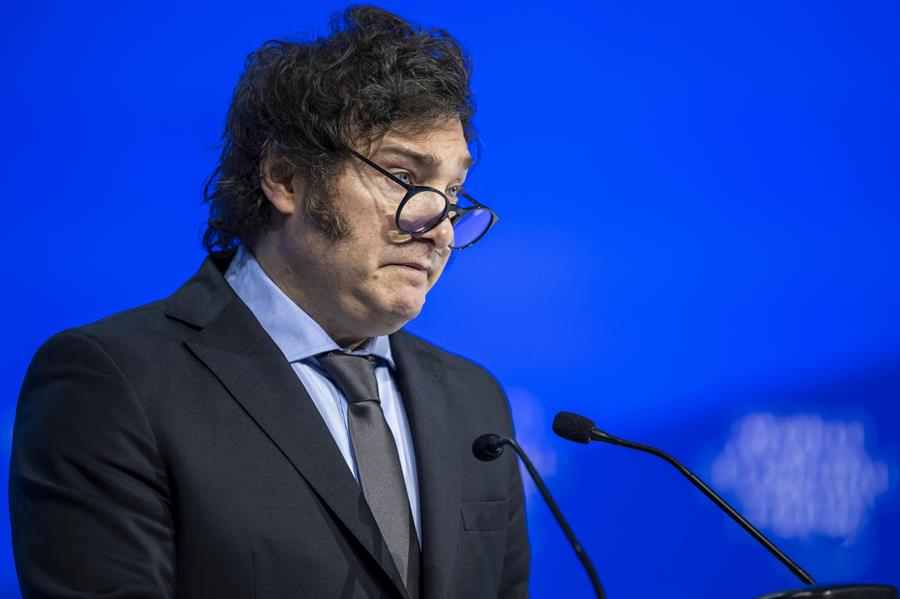 Milei entame une « chasse » contre les hauts responsables liés aux gouverneurs