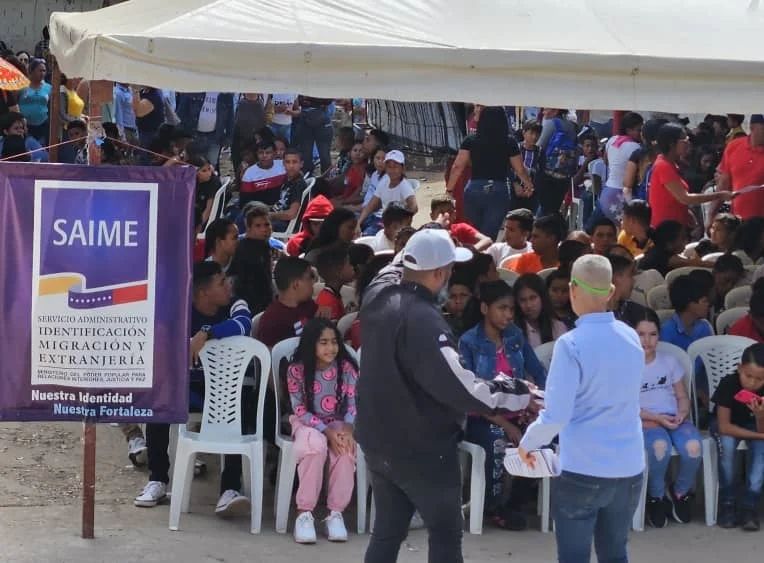 Saime a remis des cartes d'identité à plus de 6 000 personnes à Tumeremo