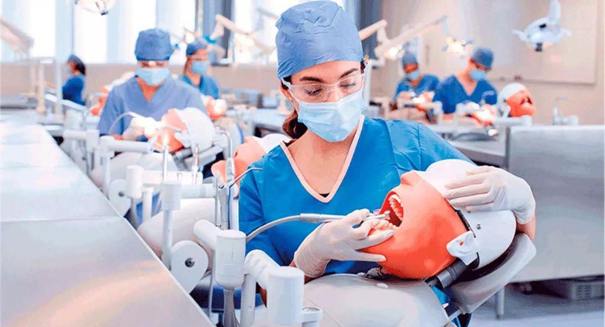 La tecnología en la salud dental. Foto: EFE