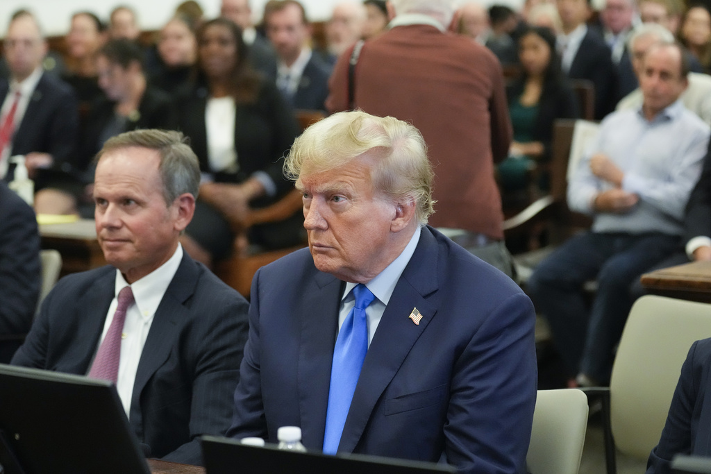 Début du premier procès pénal contre Trump