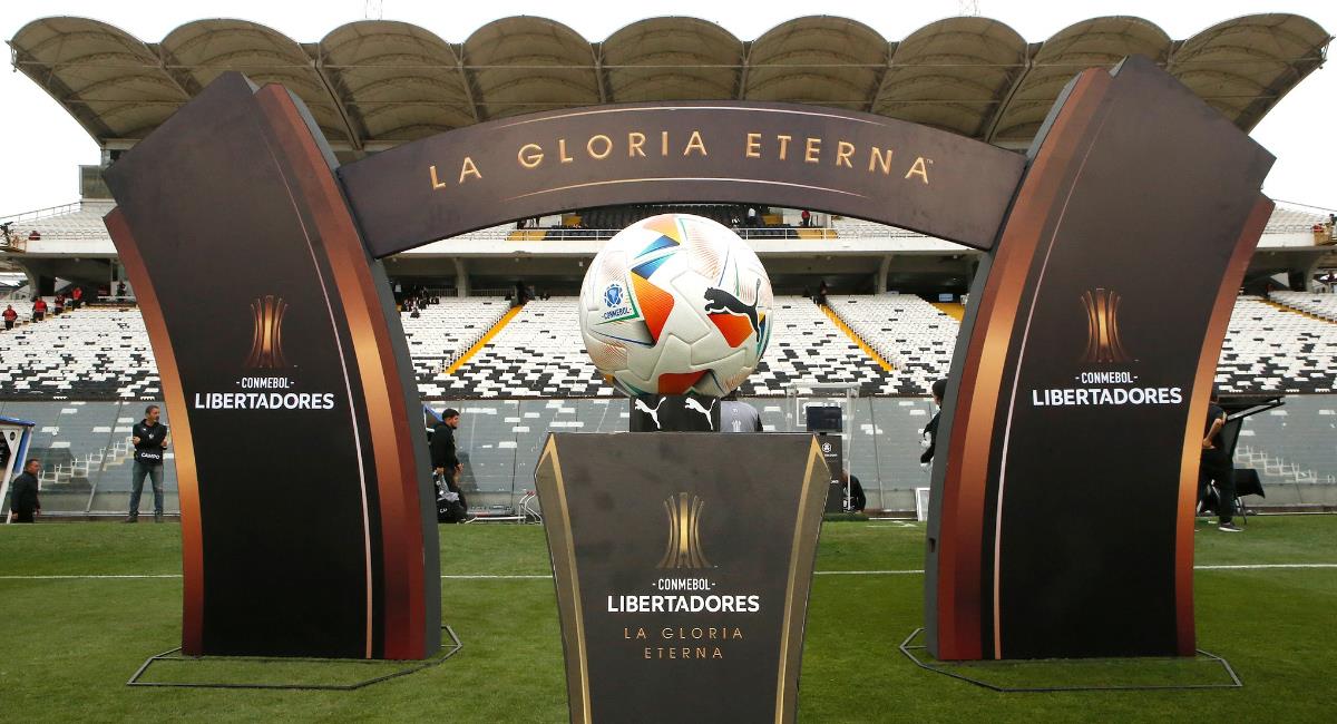 Sensacional ejercicio: Estos serían los proíxmos 99 campeones de Libertadores. Foto: Facebook Conmebol Libertadores