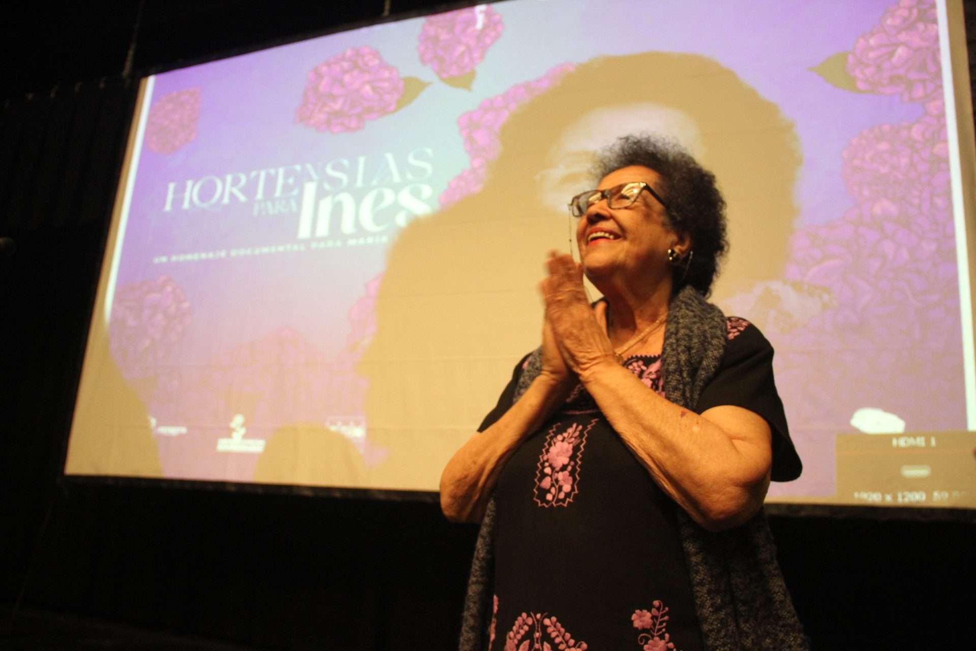 Le documentaire sur María León a reçu des éloges et des fleurs
