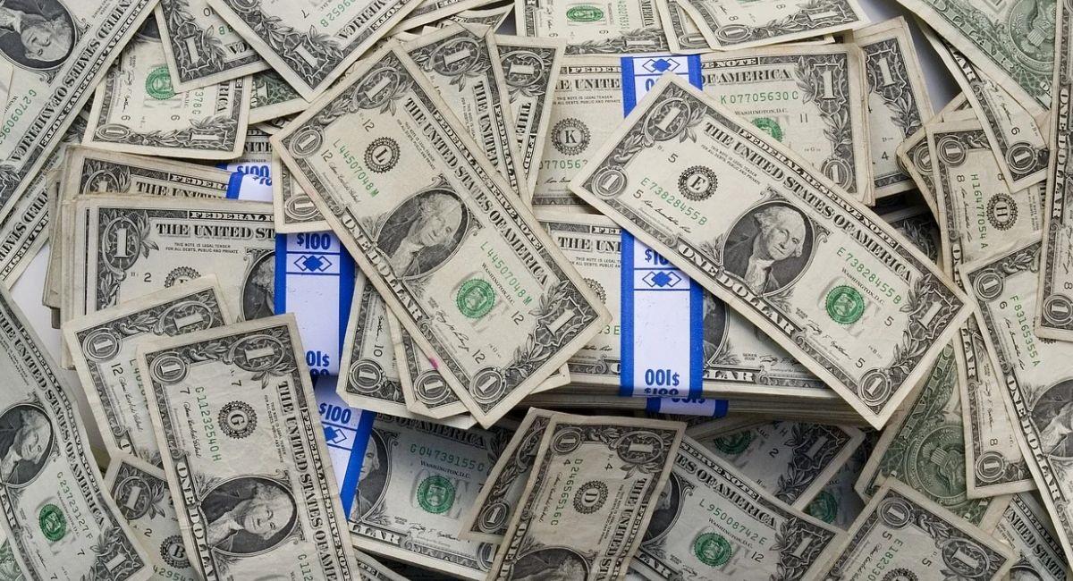 El dólar continua al alza este viernes, 7 de junio. Foto: Twitter