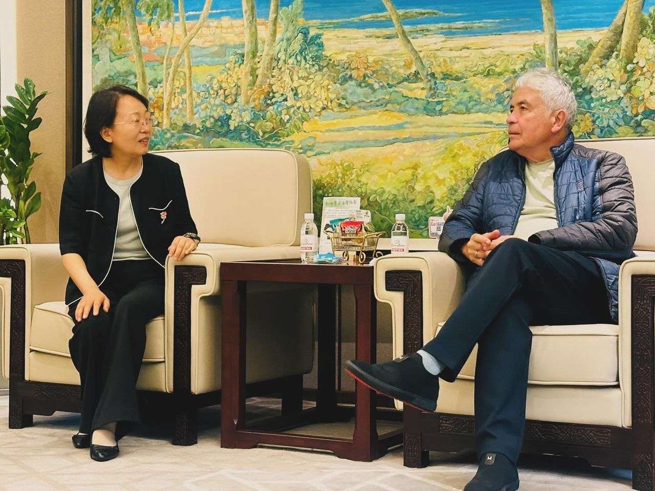 Castro Soteldo arrive en Chine pour participer au III Forum des Ministres de l'Agriculture