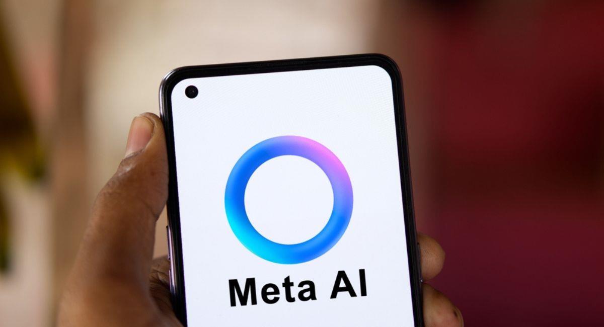 Meta integra su IA Llama 3 a WhatsApp. Foto: Shutterstock