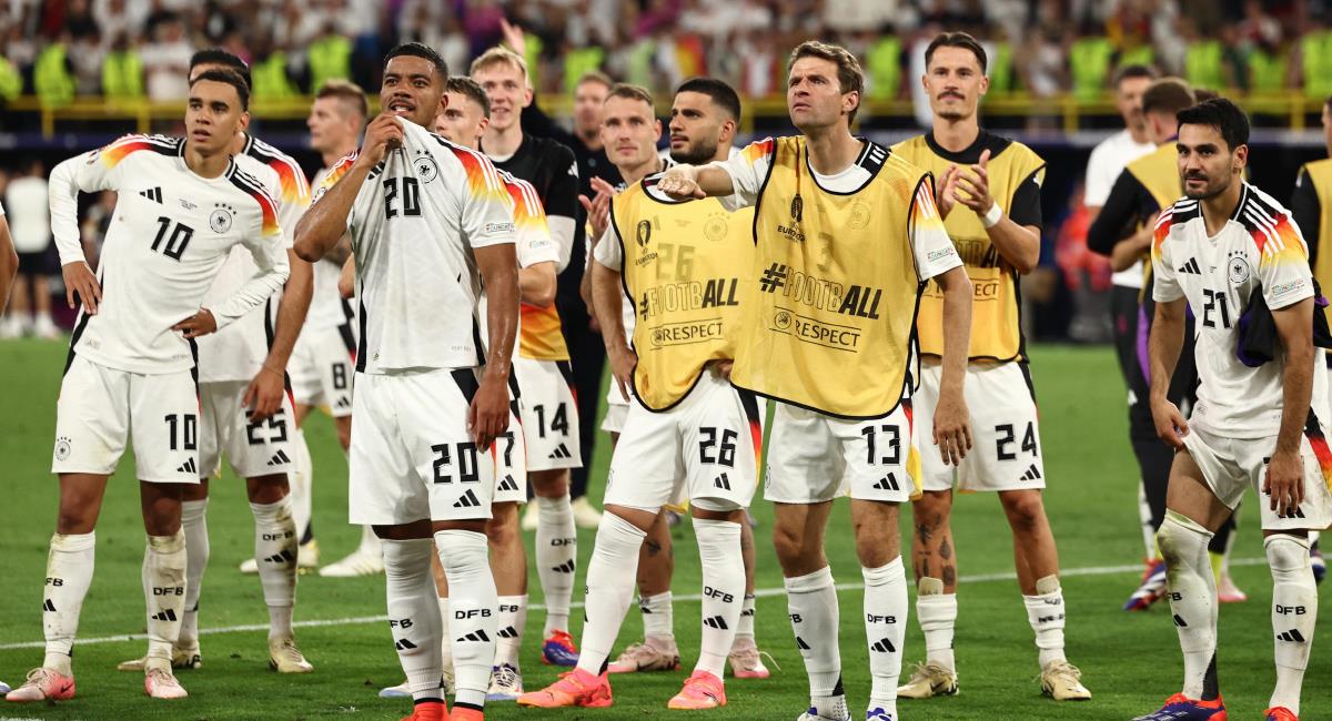 Alemania avanzó a cuartos con polémica y Suiza eliminó a Italia. Foto: EFE
