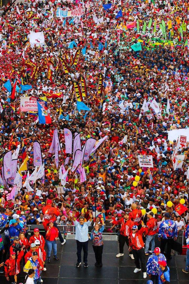Maduro a rempli Caracas de bout en bout