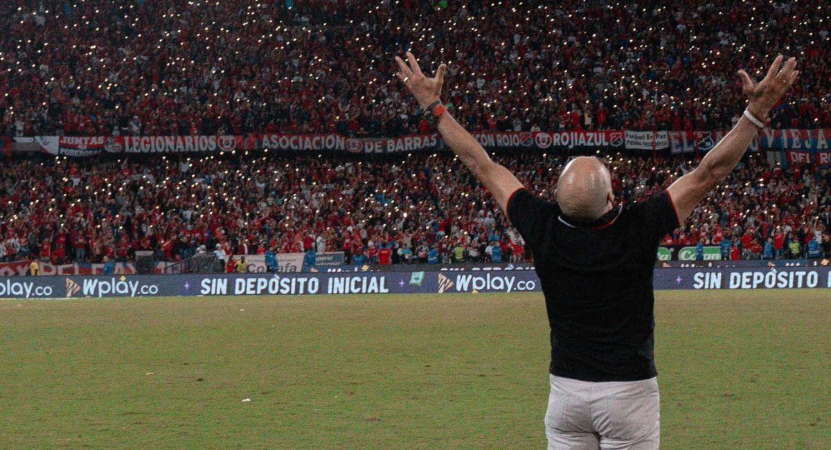 Alfredo Arias confirmó dónde quiere dirigir. Foto: Twitter @DIM_Oficial
