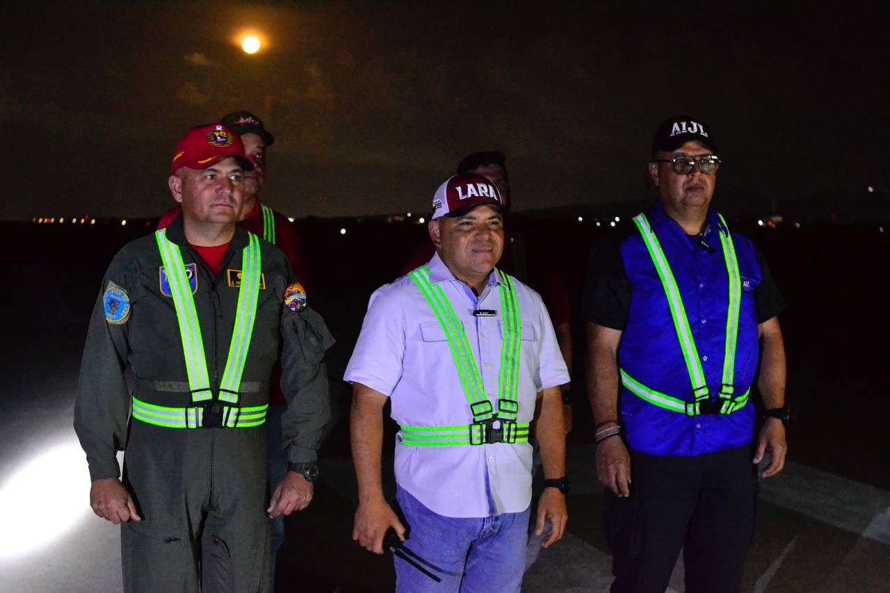 Balise réhabilitée de l'aéroport international Jacinto Lara