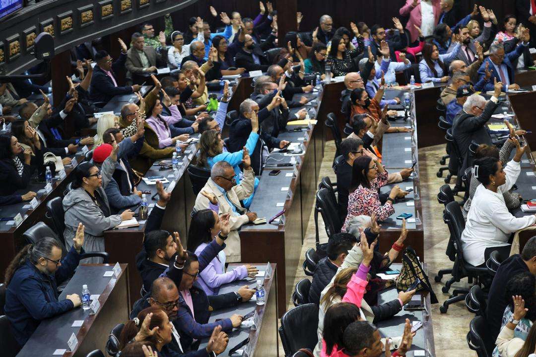 Plus de 10 mille personnes participent à la consultation publique sur la loi contre le fascisme
