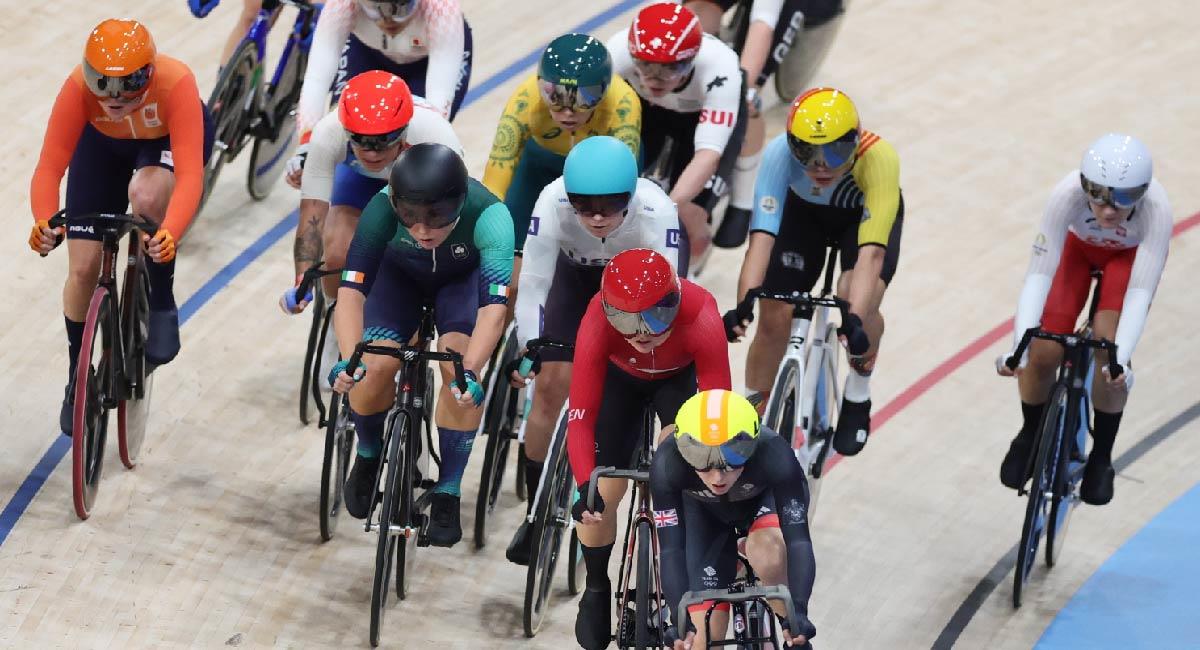 Stefany Cuadrado participó en el Keirin de ciclismo de pista en los Juegos Olímpicos. Foto: EFE