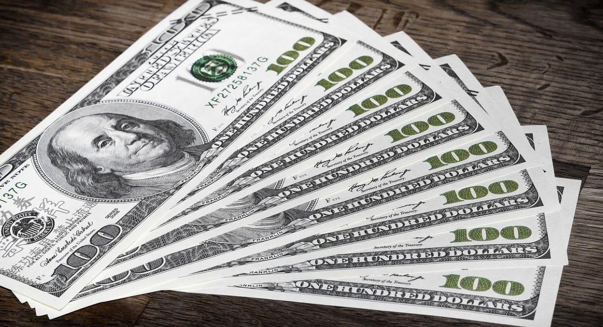 El dólar amaneció a la baja este jueves, 01 de agosto. Foto: Pixabay