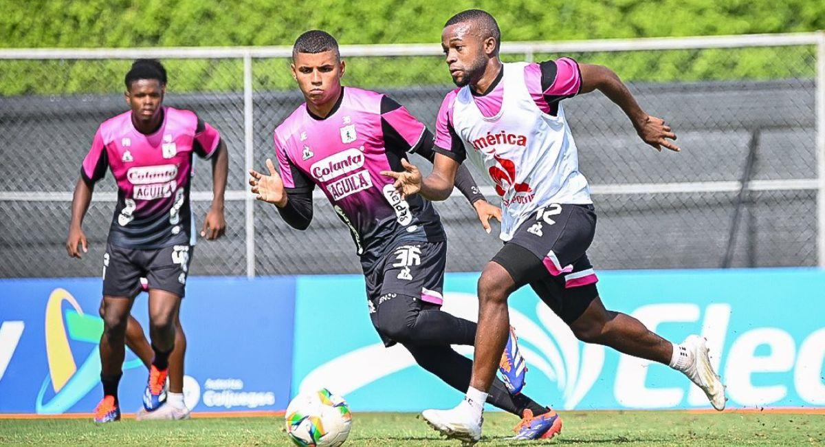 El jugador de América de Cali que rescindió su contrato. Foto: Twitter @AmericadeCali