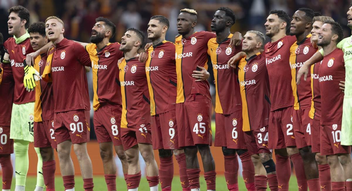 Dávinson Sánchez se ha ganado un lugar en el once titular del Galatasaray, destacando en todos y cada uno de los partidos. Foto: EFE