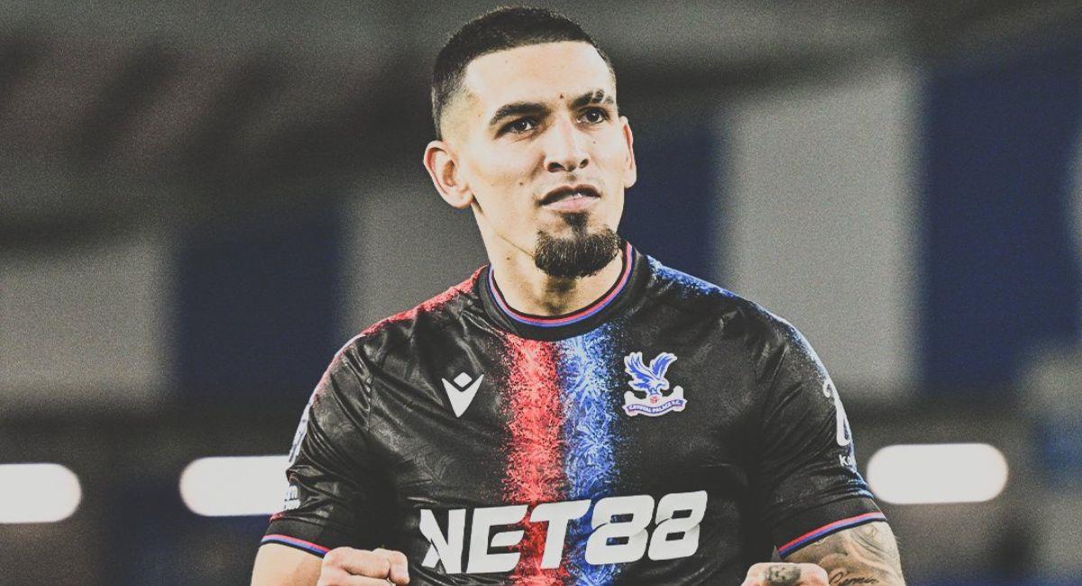 Daniel Muñoz es pretendido por estos tres equipos de Europa. Foto: Twitter @CPFC