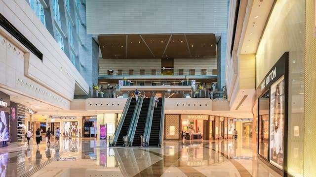 Entrepreneurs dans l'impact social et économique des centres commerciaux au Venezuela