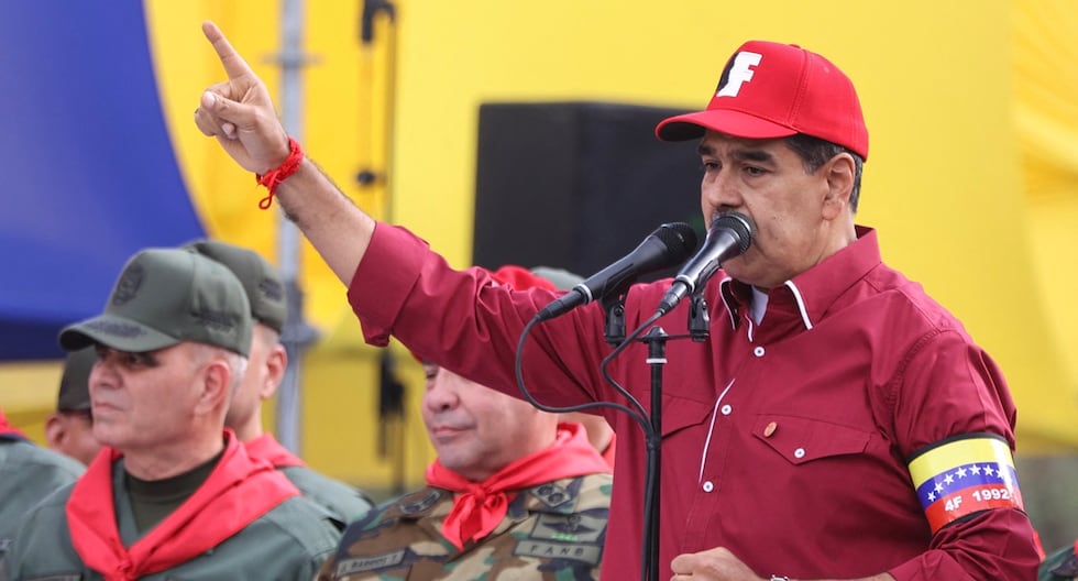 Les Latino-Américains partagent une position sur l'utilisation des forces militaires des États-Unis contre Maduro