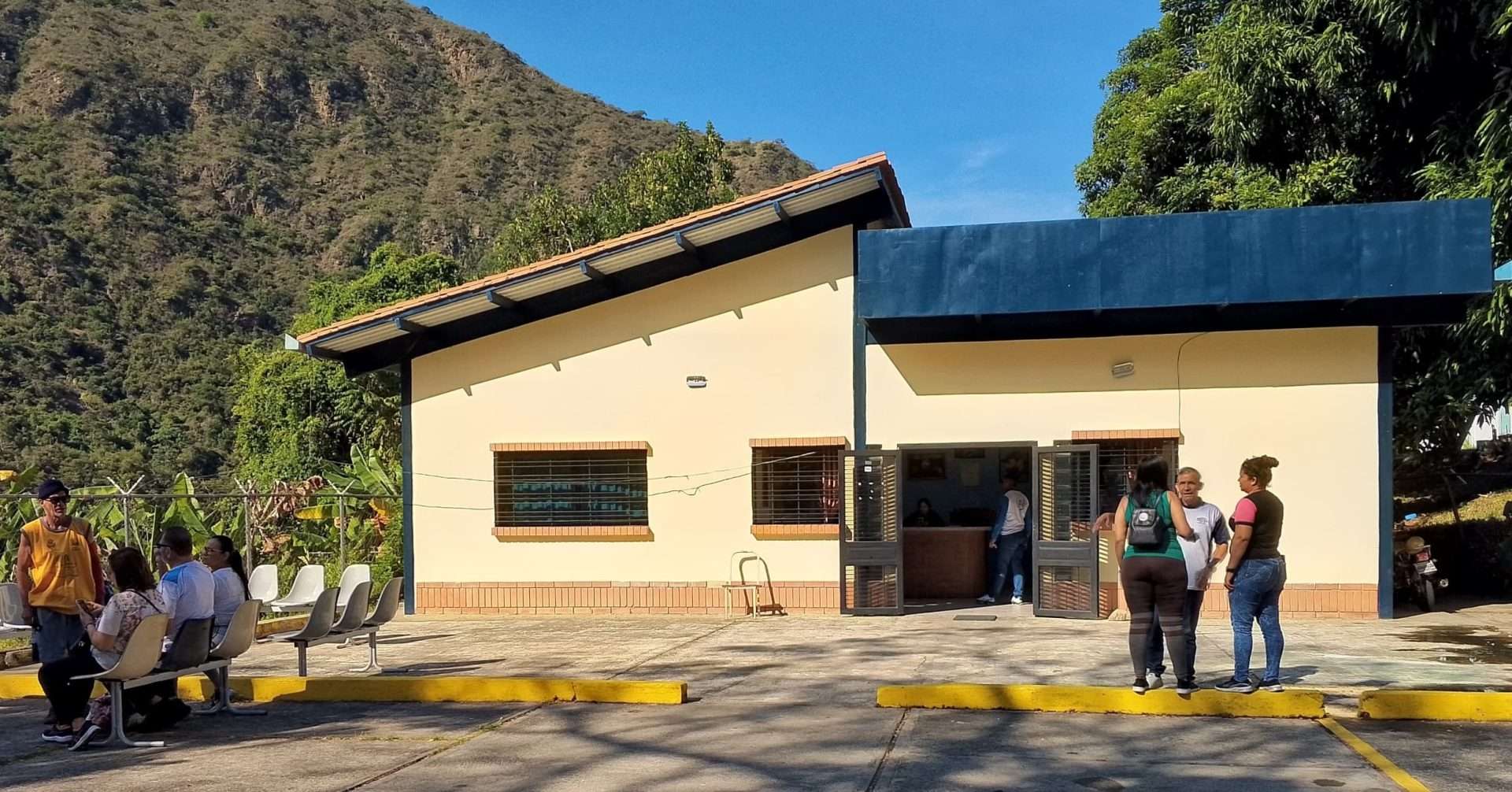 La salle de réadaptation intégrale de Trujillo donne 90 patients par jour