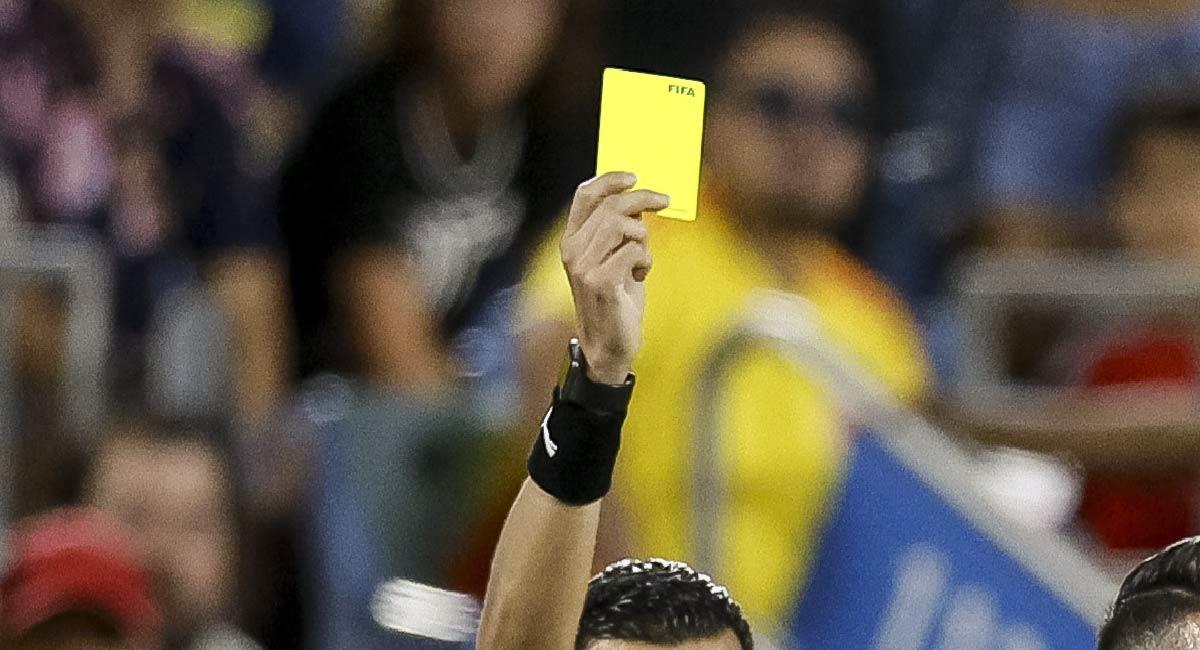 El arbitraje colombiano vuelve a estar en el ojo del huracán a cuentas de las apuestas deportivas. Foto: EFE
