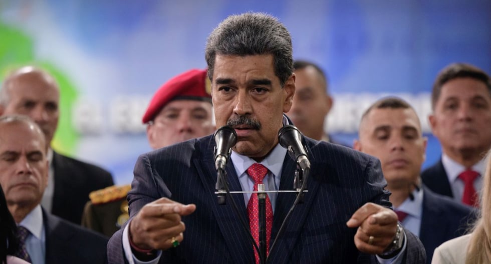 "Misérable": le Venezuela cesse de recevoir des déportés et Noboa attaque Maduro