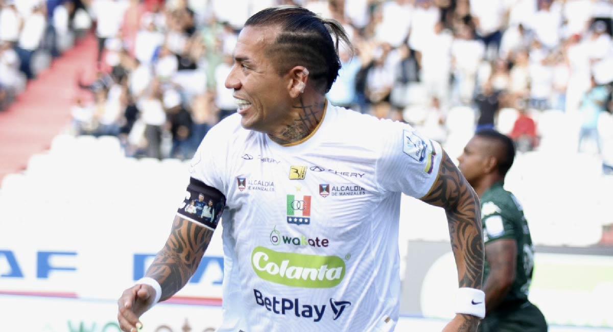 El tolimense alcanzó su gol número 351 e iguala la cifra de Radamel Falcao. Foto: Twitter @oncecaldas