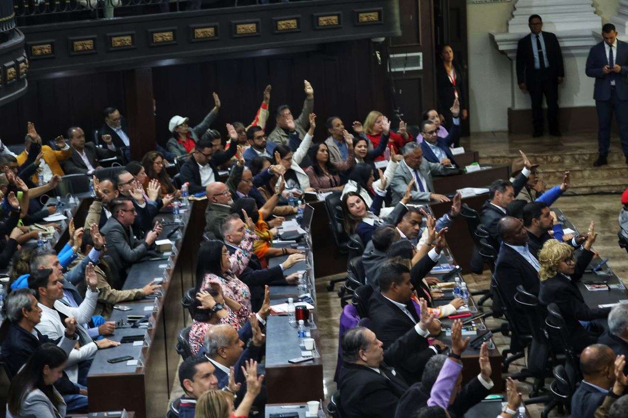 Un projet approuvé pour honorer le dévouement des médecins vénézuéliens à son époque