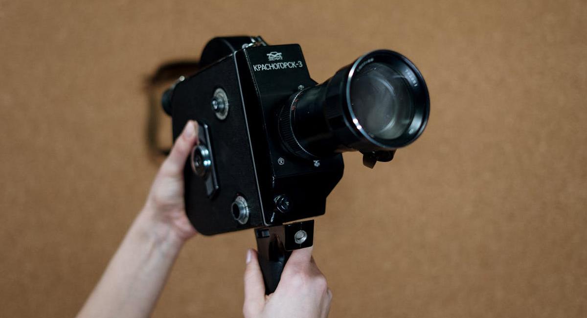 El cine es el vehículo que nos conduce a las historias más íntimas. Foto: Pexels