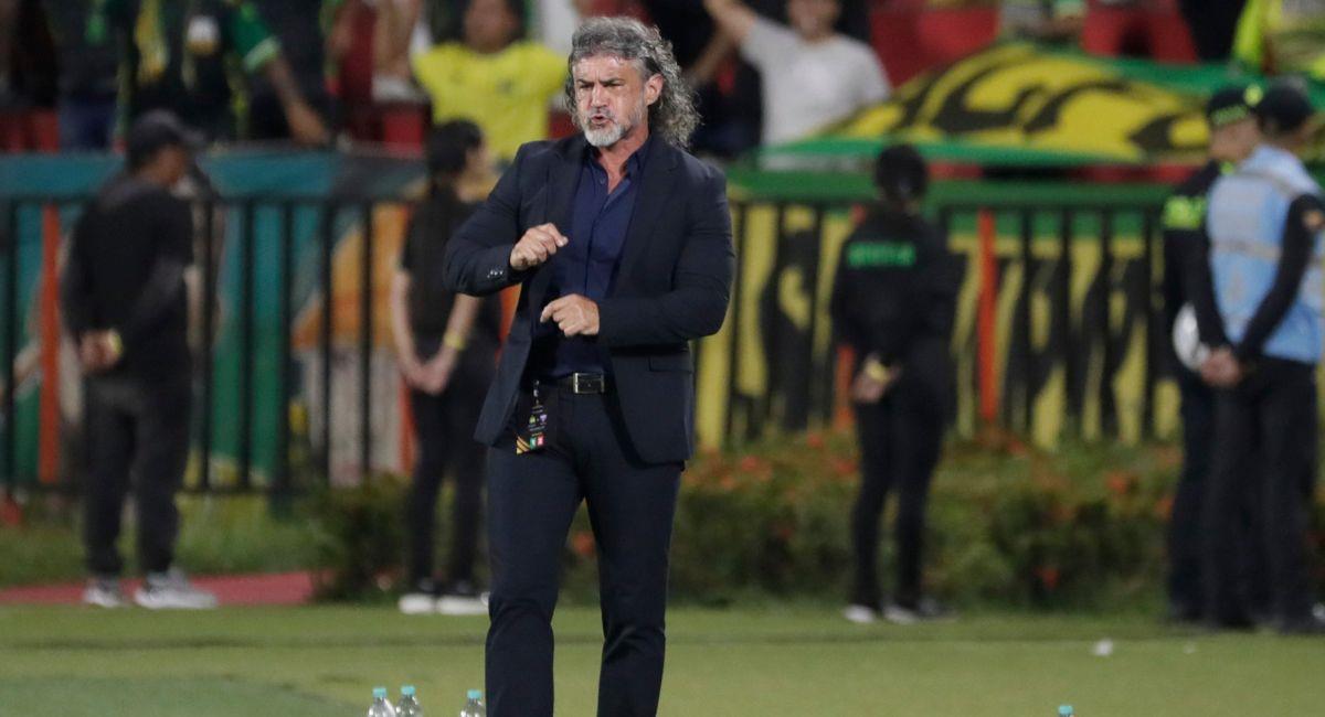 Leonel Álvarez entrenador del Atlético Bucaramanga presente en Copa Libertadores. Foto: EFE