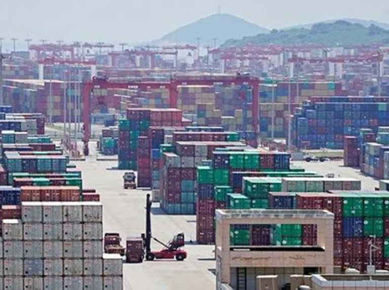 La Chine élève 125% de tarifs supplémentaires sur les produits importés des États-Unis