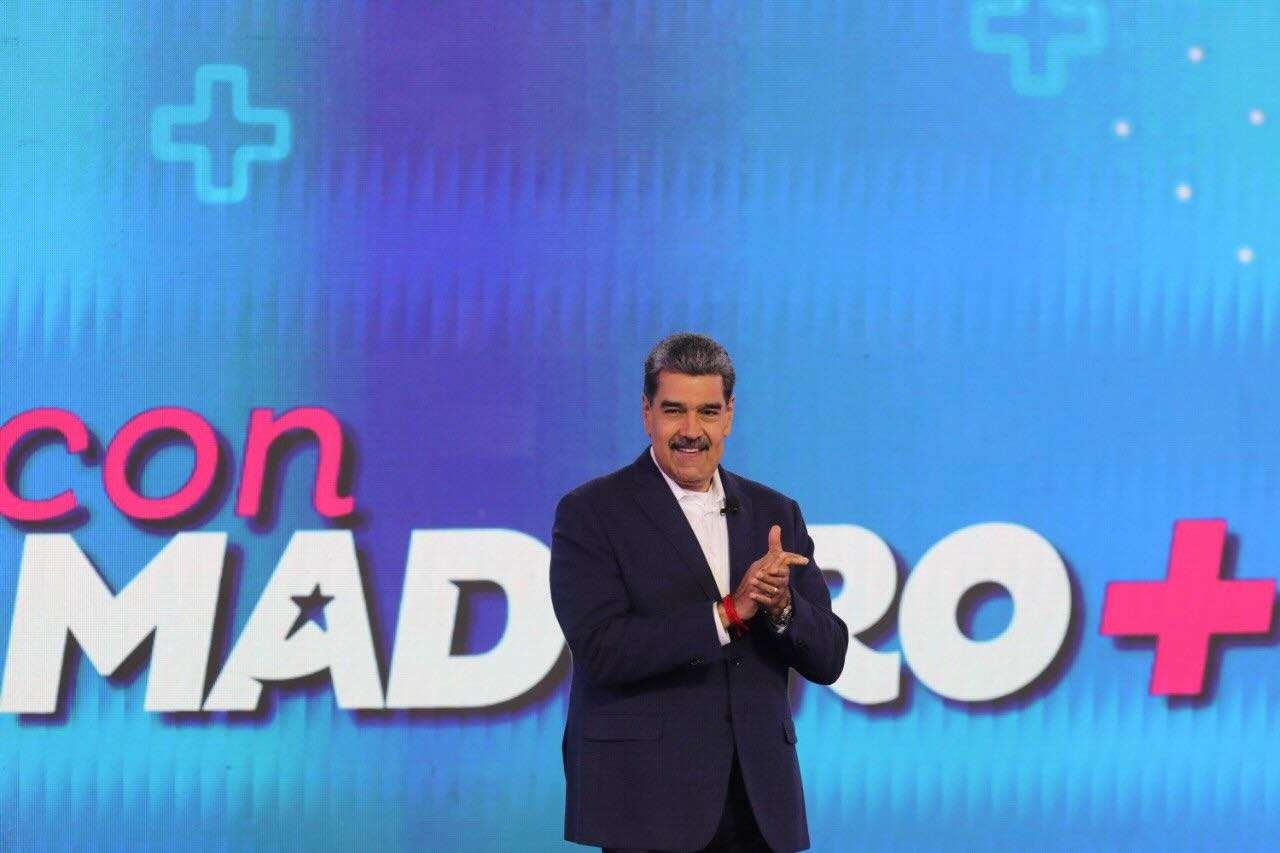 Maduro vous invite à investir "dans une formule gagnant-gagnant" dans le secteur des hydrocarbures