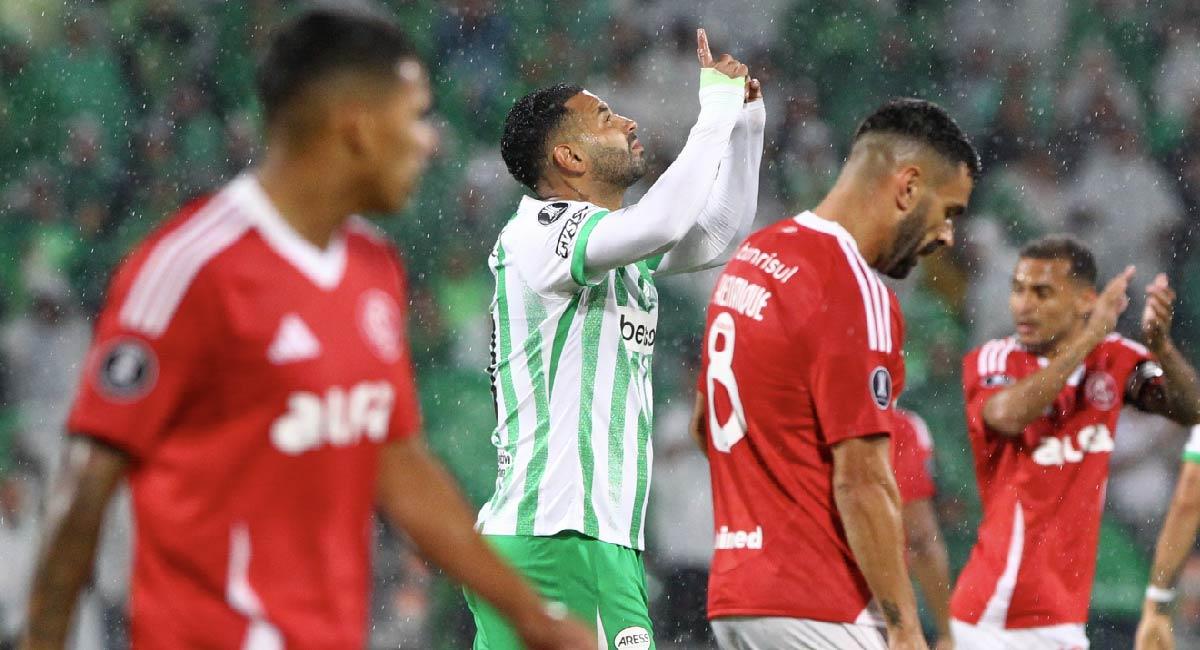 Edwin Cardona fue uno de los mejores jugadores del partido, pese a no sumar en el marcador. Foto: EFE