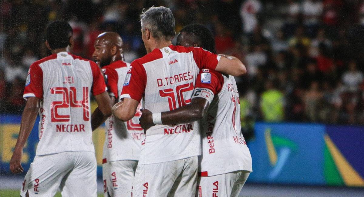 Daniel Torres fue el encargado de anotar el 0-1 de Santa Fe contra Llaneros. Foto: Twitter @SantaFe