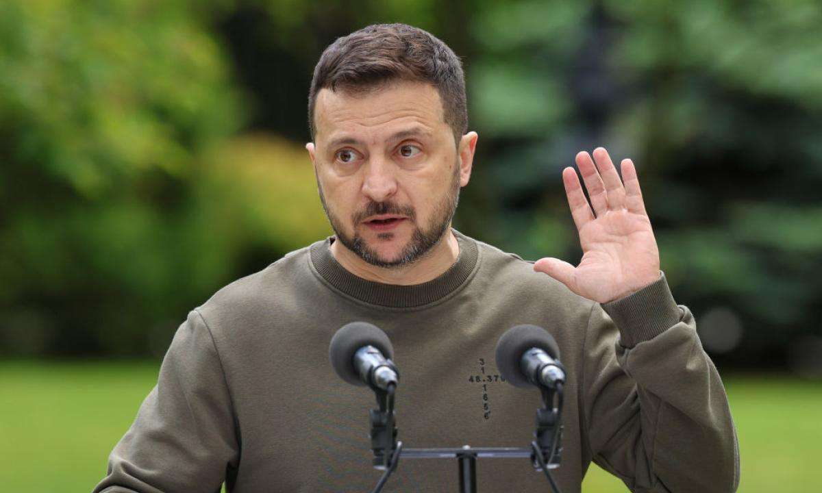 Zelenski menace les dirigeants mondiaux qui visiteront la Russie le jour de la victoire