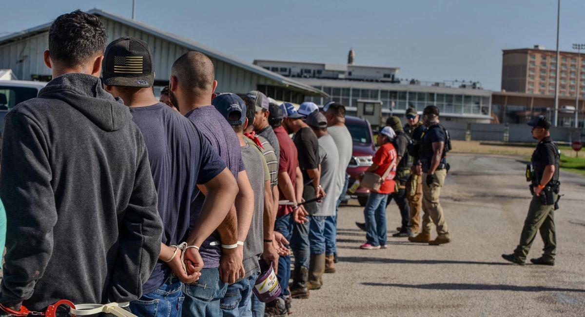 Las redadas migratorias son permanentes en los Estados Unidos y detienen cientos de indocumentados al día. Foto: EFE