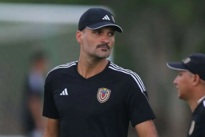 Oswaldo Vizcarrondo prend le commandement de La Vinotinto