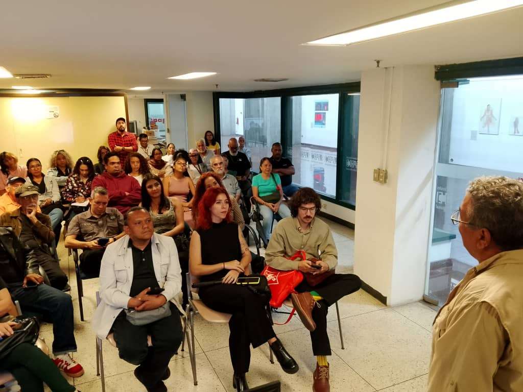 Les photographes ont discuté de leur journée nationale et de l'utilisation de l'IA