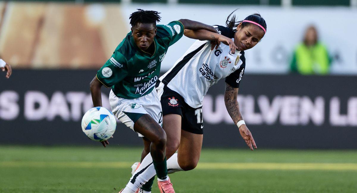 El conjunto vallecaucano fue incluso superior en los 90 minutos reglamentarios, pero careció de definición. Foto: EFE