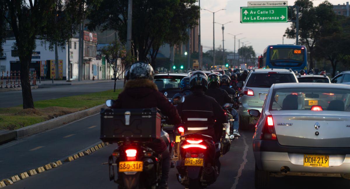 Los accidentes de motocicleta en Colombia arrojan preocupantes cifras de fallecidos. Foto: Shutterstock