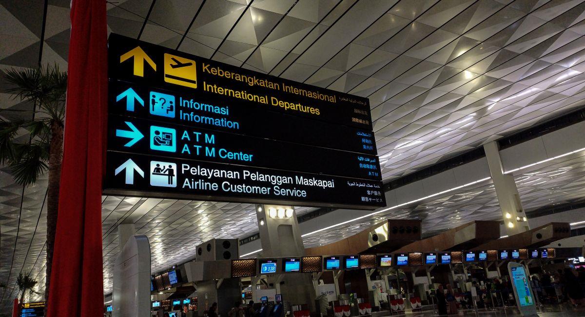 Aeropuertos. Foto: Shutterstock Hendragalus
