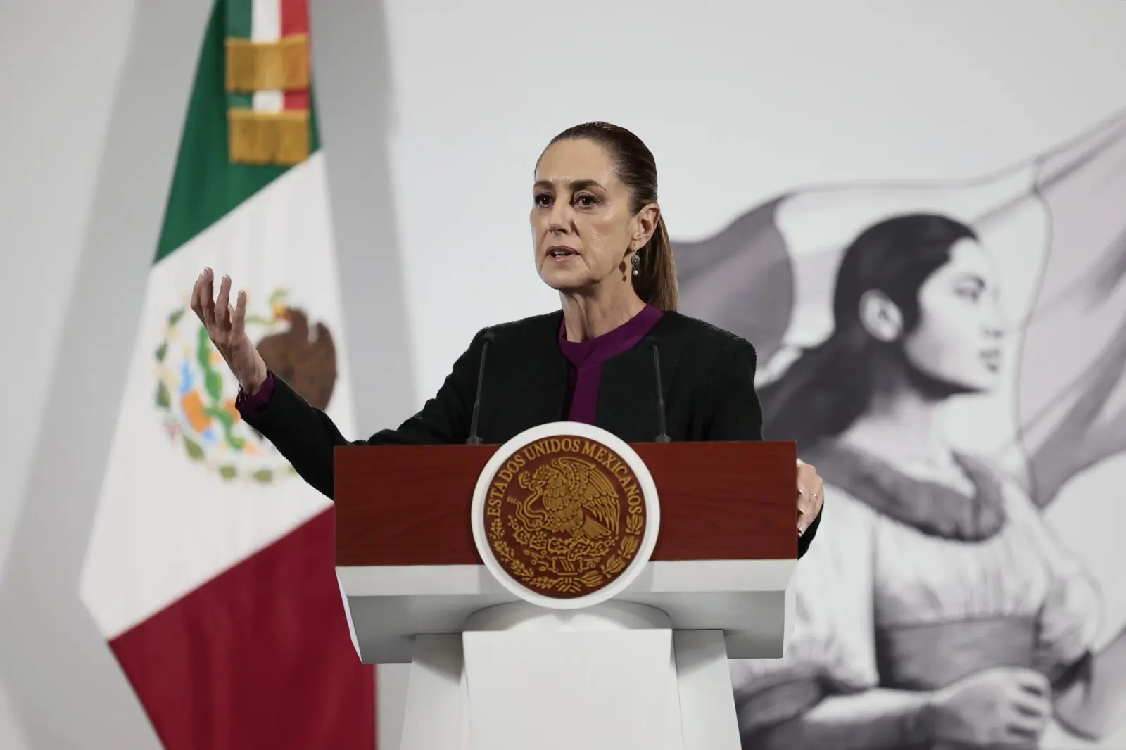 Le Mexique condamne la décision du Congrès péruvien contre Claudia Sheinbaum