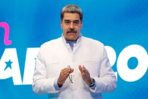 Maduro invite Trump à parler « face à face »