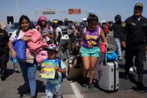 Que peut faire légalement le Pérou pour contrôler l’entrée des migrants irréguliers ?
