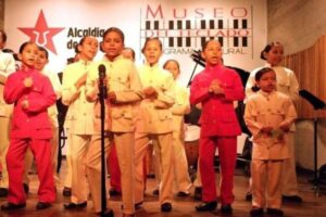 Vive la cornemuse : encore Los Tucusitos