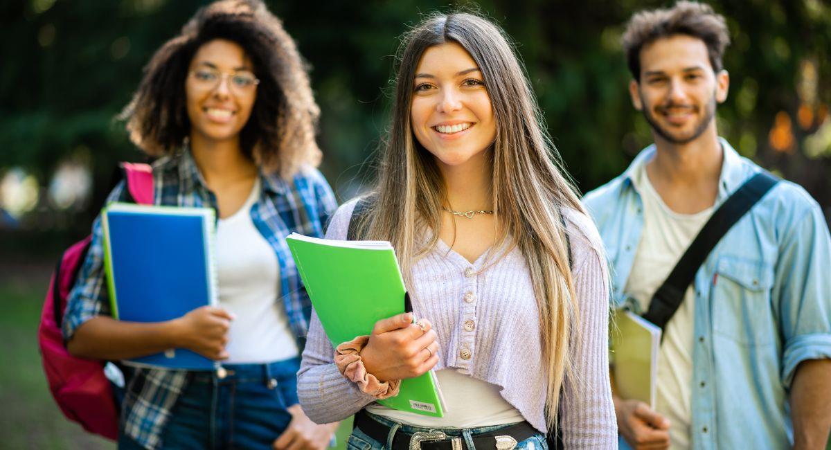 Universidades privadas de Bogotá pueden ser parte del Fondo FEST Atenea. Foto: Shutterstock Minerva Studio