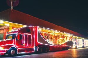 Chaque année, la caravane de Noël Coca Cola arrive dans différentes villes de Colombie pour partager la magie des fêtes.