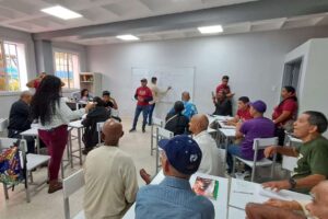 Ils créeront une école populaire de communication dans la municipalité de Sucre