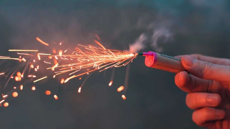 Ils ratifient l'interdiction de la vente de pièces pyrotechniques sonores à Barcelone
