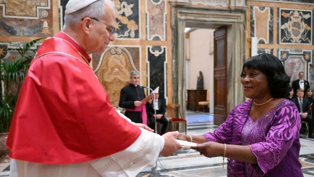 Le pape appelle à une "paix désarmée et désarmante" dans la diplomatie mondiale