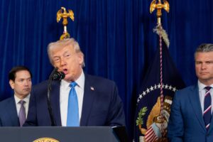 Trump dit que Rubio, Hegseth et Stephen Miller seront en charge du Venezuela